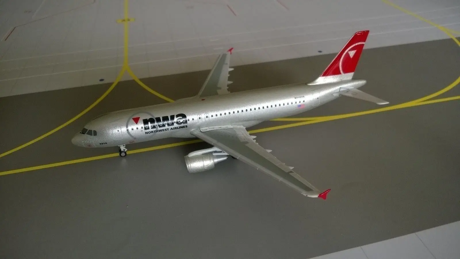 1:500 NWA американские Northwest Airways A320 N316US модель самолета купить игрушка "самолет" для детей