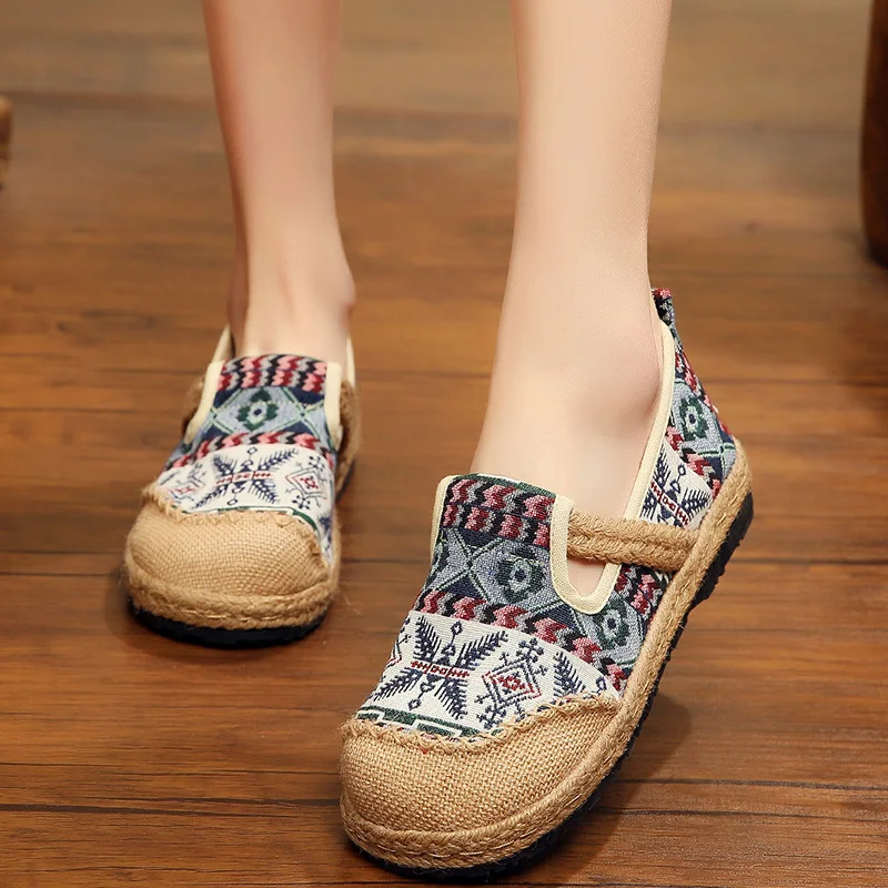 

AARDIMI National Style Designer Spring Summer Ladies Loafers Shallow Slip On Round Toe Women Vintage Casual Women Flats Shoes