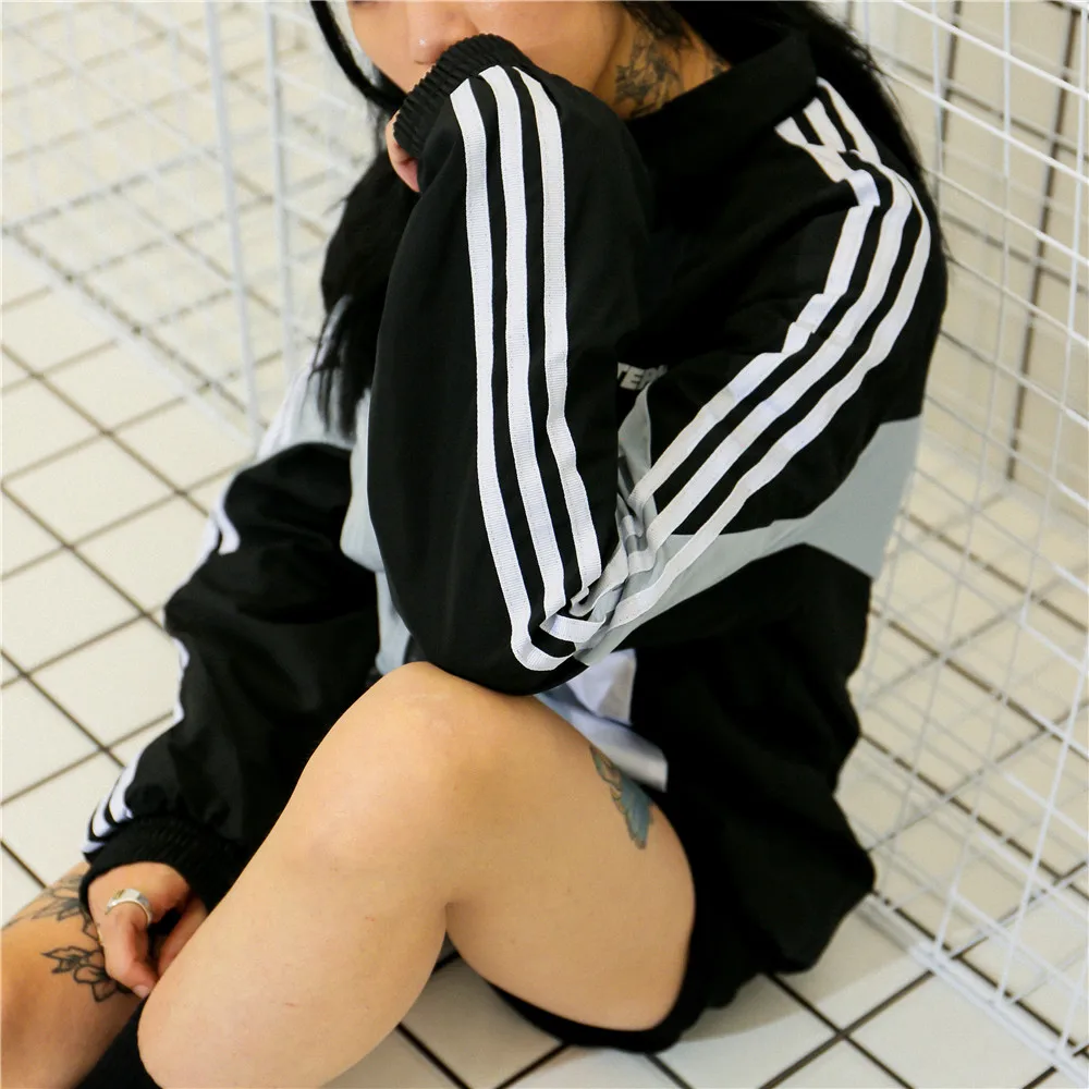 OSCN7 Hip Hop Contrast Color Jackets Men 2019 New Streetwear Loose Casual Women Windbreaker Jackets Varsity Bomber Coat 985 OSCN7 Hip Hop Contrast Color Jackets Men 2019 New Streetwear Loose Casual Women Windbreaker Jackets Varsity Bomber Coat 985