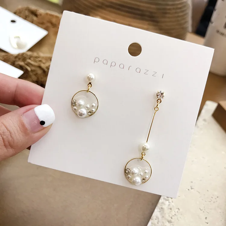 

Trendy Acrylic Water Drop Women Dangle Earrings Small Fresh Sweet Acrylic Pearl Earrings Fashion Earrings For Women Statement