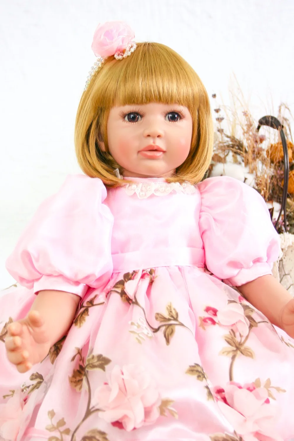 Гладкая светлые волосы 60 см силиконовые возрождается Boneca 100% нетоксичный ткани тела куклы для принцессы Детский подарок Bebes кукла реборн