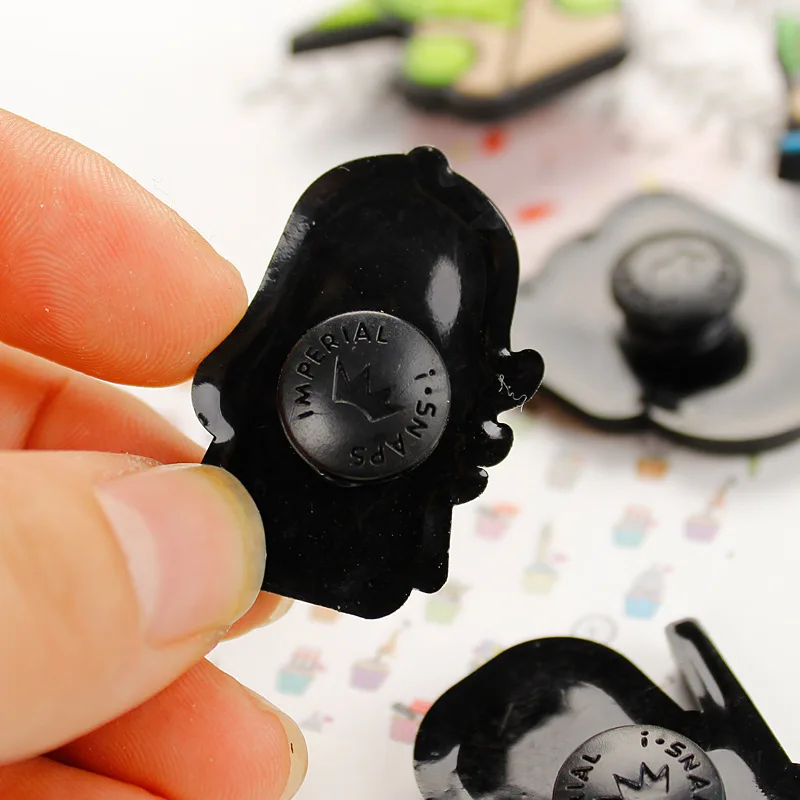 Novelty Cute 6Pcs/Lot PVC Cartoon Star Wars Garden Shoes Buckles Accessories Charm Decorations Fit Bands/Bracelets/Croc/JIBZ D29