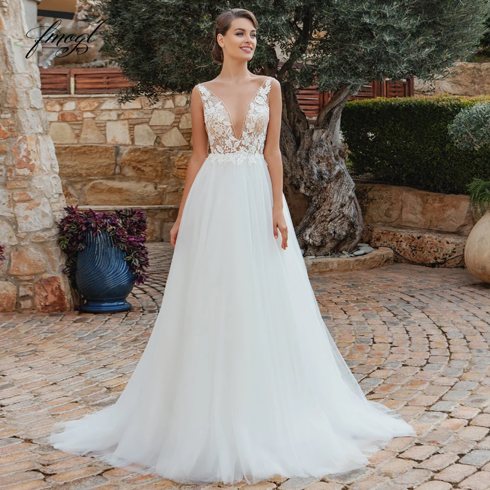different kinds of gowns