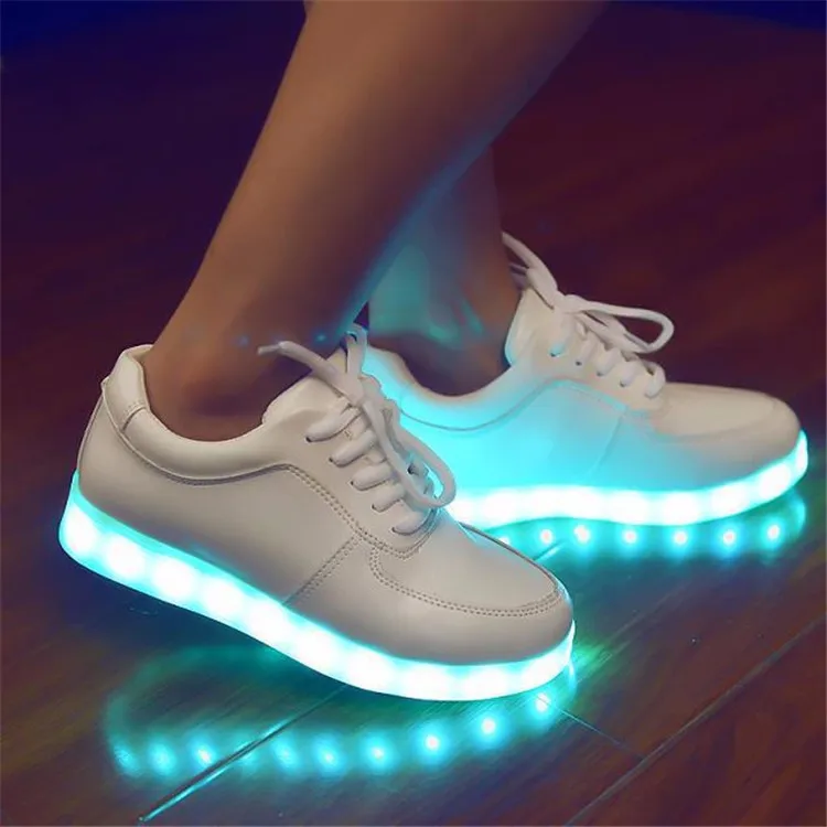 scarpe con le luci nike 2scarpe con le luci nike
