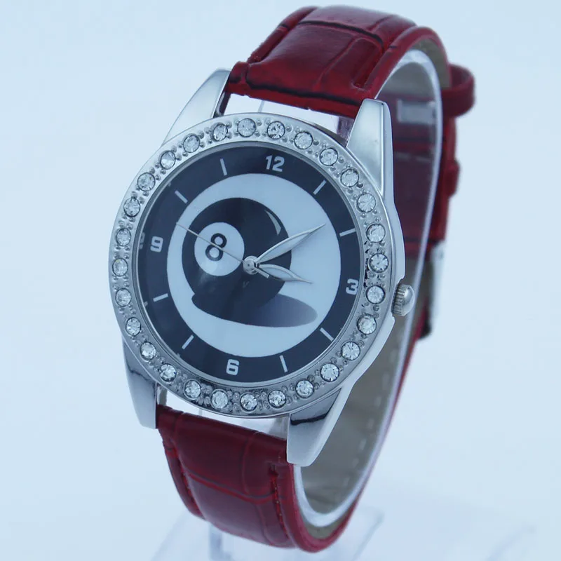 Новое поступление модные черные 8 мяч Повседневное Цвет кожаный ремешок кварцевые наручные часы с кристаллами Горячая L7 для мальчиков и девочек часы - Цвет: red