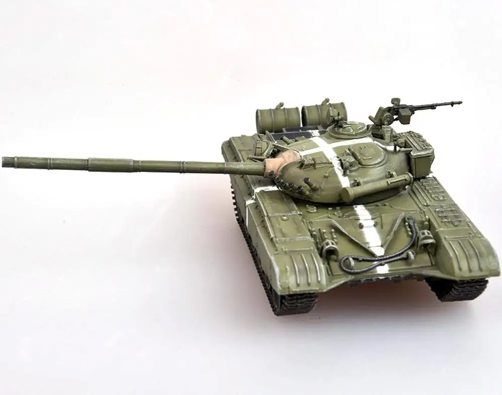 T-72A Советской Армии 1: 72 Готовая модель танка без литья под давлением