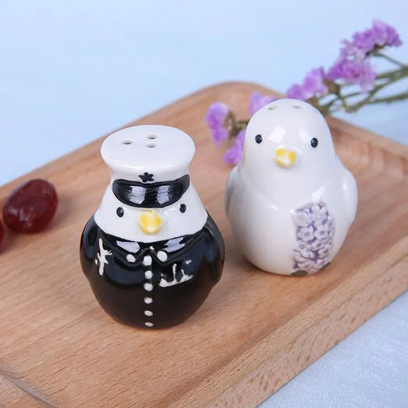 200pcs(100boxes)Wedding Cut Penguin Lover Couple Ceramic Salt and Pepper Shaker Favors And Gifts for Guest