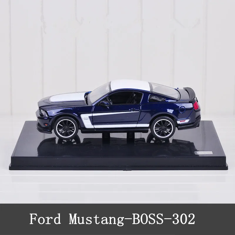 Maisto 1:24 Ford Mustang-GT Модель автомобиля из сплава украшение Коллекция игрушек инструменты подарок - Цвет: Ford Mustang-BOSS