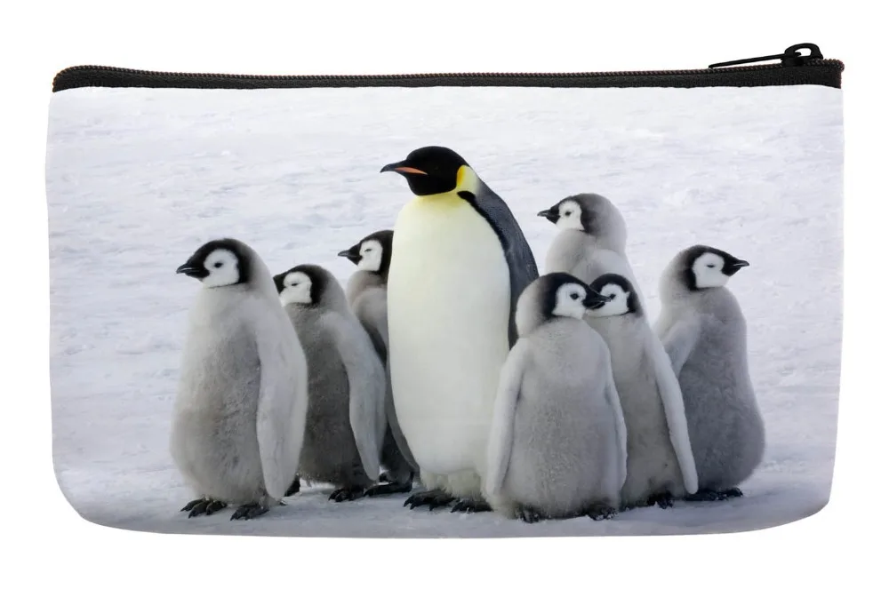 

Cute Penguin Rookery Print Customized Small Cosmetic Bag Wristlet hand bag