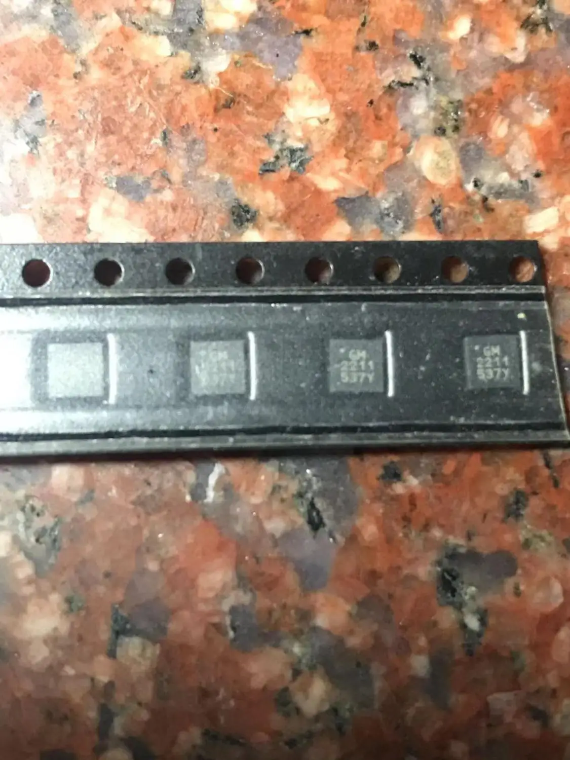 5 шт. GM2211 MIC2211 GMYML GMBML SI7411 SI7411DN T1 E3 QFN|5pcs| |