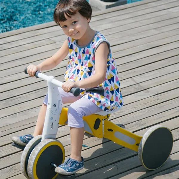 

Xiaomi Youpin 700Kids Child Deformable Balance Car Tricycle Ride And Slip Dual Modes Two Play Modes Motorbikes Toy Sports Gifts