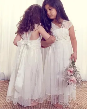 Simple Design Cheap Price Tulle Flower Girl Dress with 3D Floral Appliques Beading V-Neck Ankle-Length Kids Formal Wears Longo Simple Design Cheap Price Tulle Flower Girl Dress with 3D Floral Appliques Beading V-Neck Ankle-Length Kids Formal Wears Longo