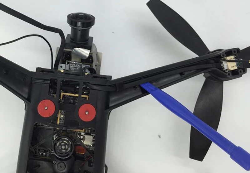 rc deluxe drone