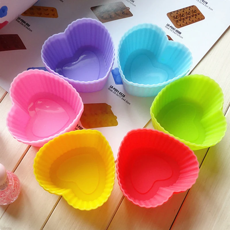 6 Pcs Multi color Silicone Cake muffin Cupcake Mold Heart