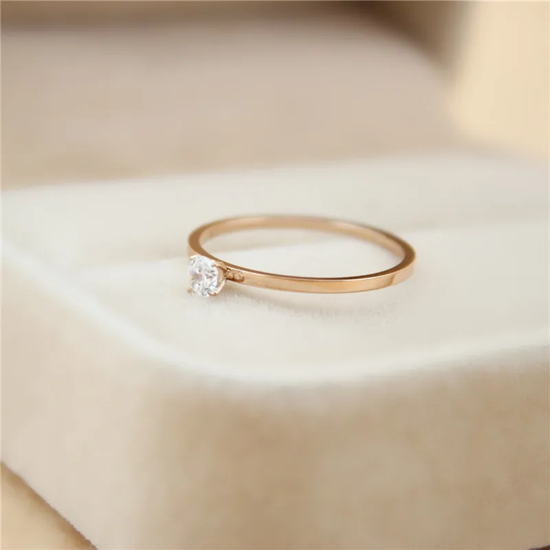 

Thin section titanium steel crystal couple ring simple fashion rose gold ring female models