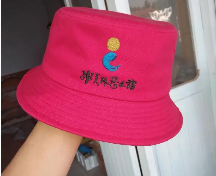 10 шт много вышивка логотип ведро кепки для взрослых рыболовные шапки ветрозащитный трос для мужчин ведро шляпа путешествия солнцезащитные шапки хлопок кепки на заказ лого