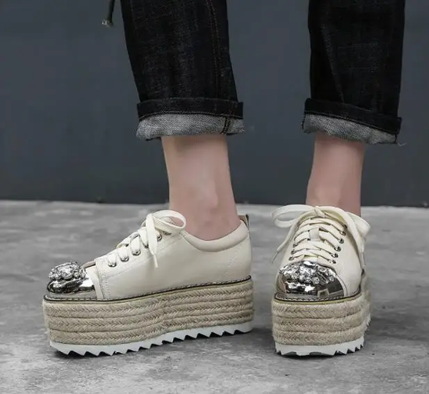 

name brand women shoes Luxury Rhinestone metal round toe Platform shoes lace up Thick bottom sneakers women black white casual
