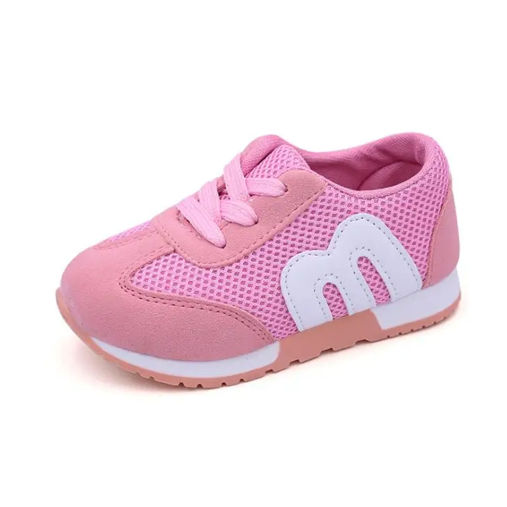 Детские сетчатые кроссовки на весну-осень для мальчиков и девочек; детская дышащая Спортивная обувь на плоской подошве; модные кроссовки для девочек - Цвет: Розовый