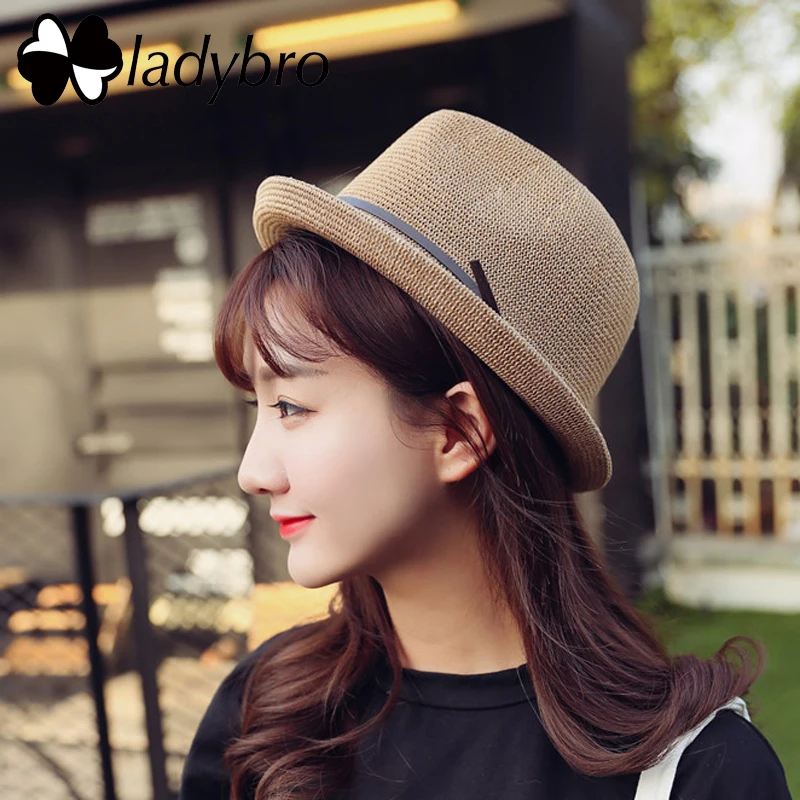 Ladybro قبعة صيفية من القش النساء بنما قبعة الإناث Bowknot قبعة الشمس كاب سيدة السفر الشاطئ قبعة فيدورا Chapeu Feminino سمبريرو فام