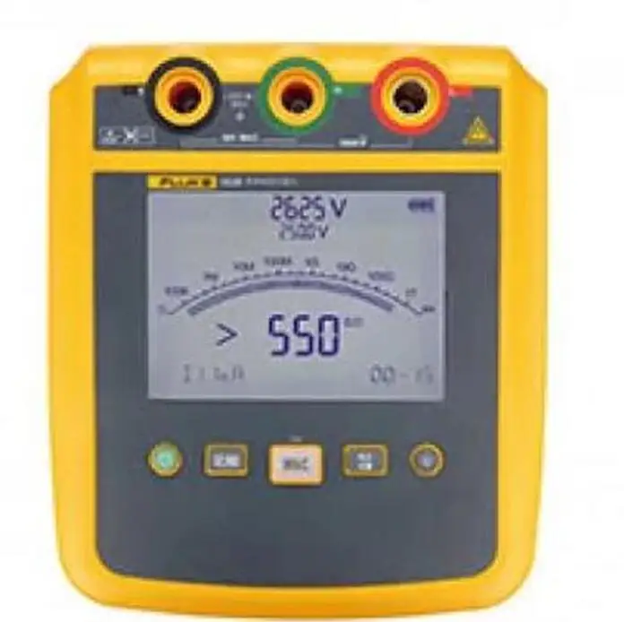 Fluke 1535 Large screen high voltage insulation resistance testerin