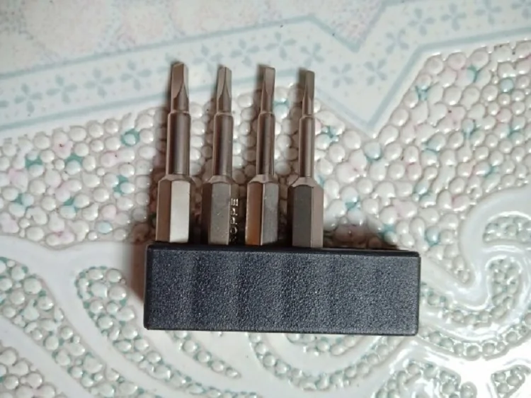 Новые 4 шт. L50mm магнитные треугольные отвертки S2 сталь 1/4 &quotшестигранный