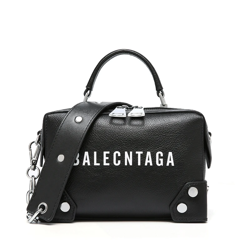 

New ladies leather fashion casual locomotive rivet handbags First layer cowhide cross section square large capacity shoulder Mes