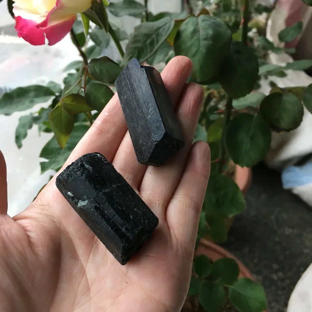 2 шт. натуральный черный турмалин кристалл необработанный камень минеральный образец натуральные камни 90-100 г
