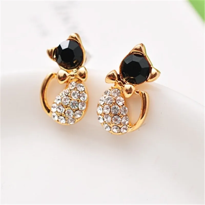 

NEW Hot Popular Crystal Cat Earrings For Women Temperament Elegant Cute Bow Trend Stud Earrings European Simple Style Jewelry