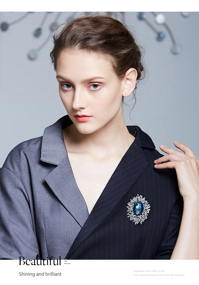 Blue Swarovski Crystal Brooches  (6)
