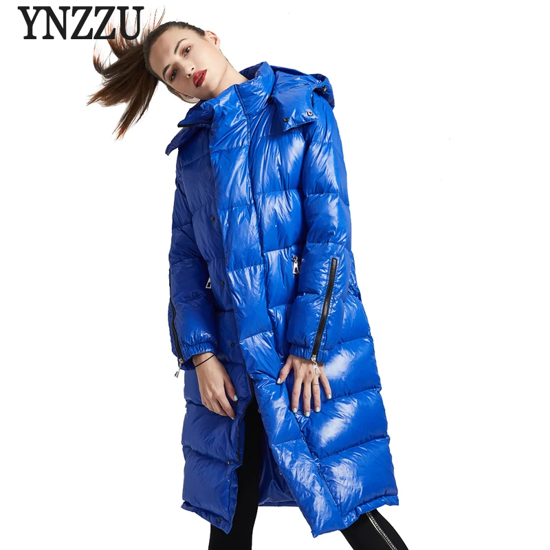 YNZZU Brand Luxury 2018 Winter Women's Down Jacket Chic Bright Duck Down Coat Women Thick Warm Hooded Female Snow Overcoat O709