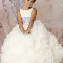 A-line Цветы Девочки Платья Из Органзы Для Подружек Невесты Платье Пояса Складки Детские Свадебные Платья Феста LD1658