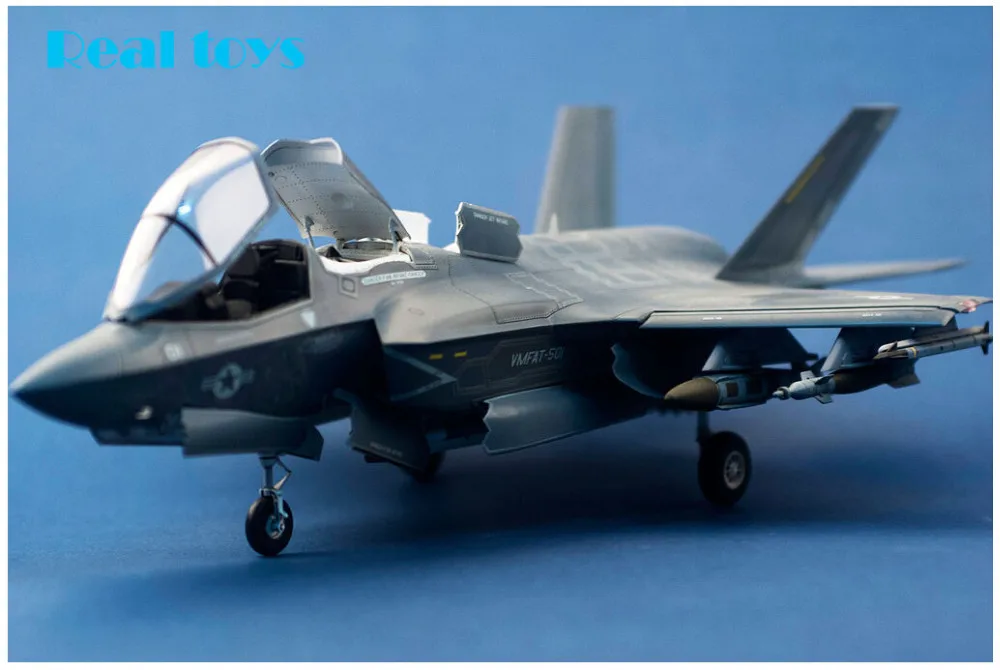 Набор пластиковых моделей Kitty hawk KH80102 1/48 F-35B Lightning II