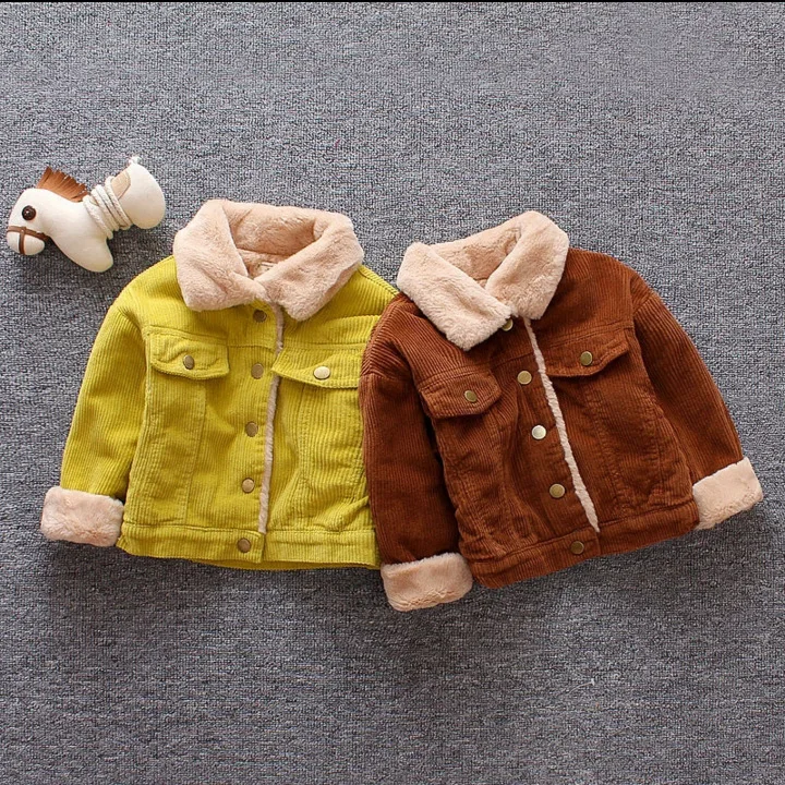 2018 Новый Зимняя куртка для маленького мальчика для маленьких мальчиков и девочек новорожденных Щука с лацканами пальто с мехом Куртка для