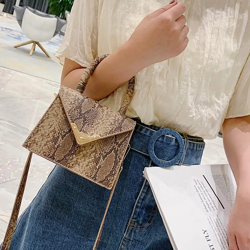 المرأة حقيبة كتف 2019 حقيبة يد جلدية الرجعية اعوج Crossbody أكياس PU رسول حقيبة كتف حقائب بيد كيس الرئيسي فام المرأة حقيبة كتف 2019 حقيبة يد جلدية الرجعية اعوج Crossbody أكياس PU رسول حقيبة كتف حقائب بيد كيس الرئيسي فام
