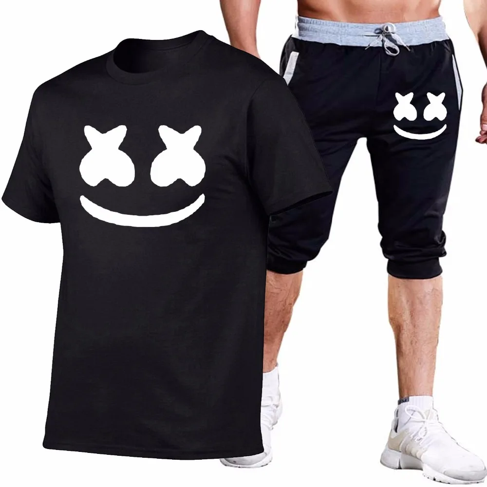 

2019 Fashion Casual T-shirt tracksuit Men Sets Smiling face Print T shirts+shorts Sets Brand Men/Women Tshirts Leisure Sets