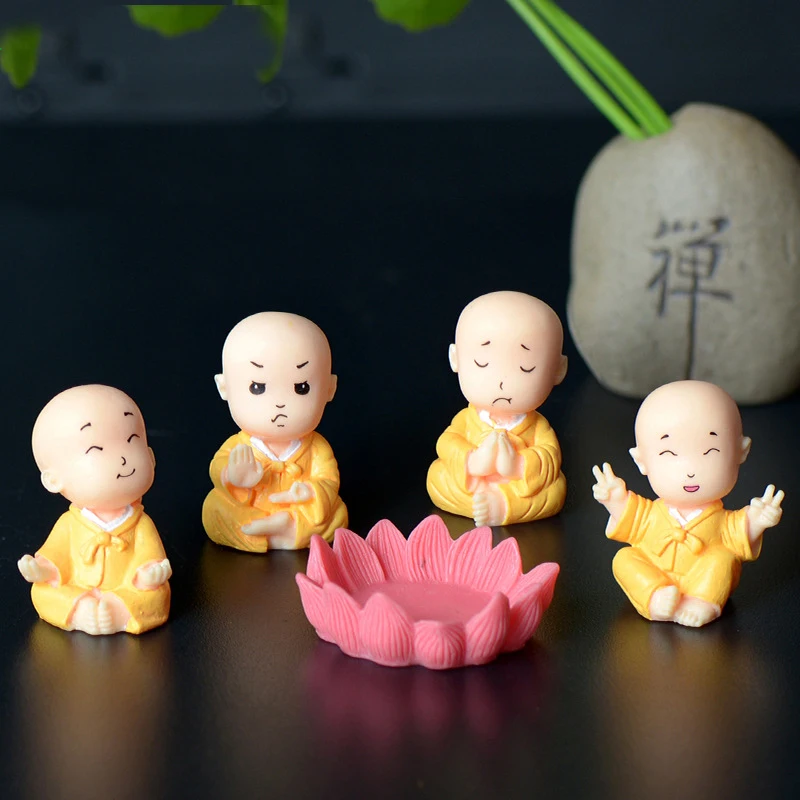 

1PC Cute Little Chinese Monk Resin Figurines Micro Landscape Decoration Home Garden Flower Pot Bonsai Ornaments