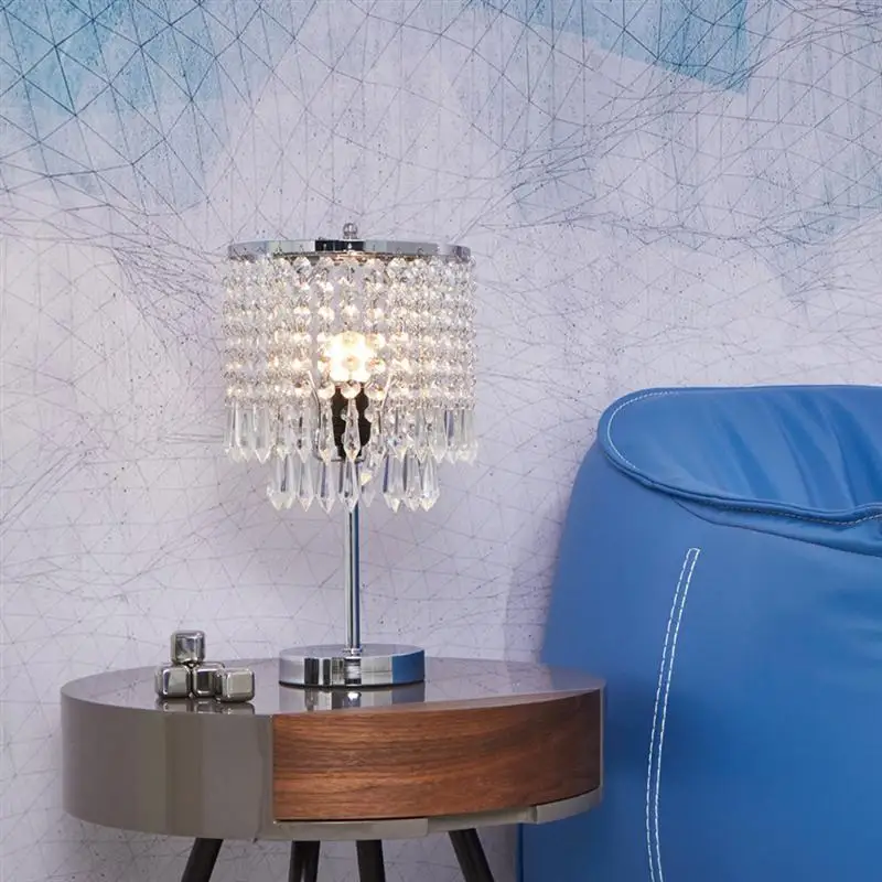 

Creative Elegant Crystal Silver Table Lamp Fashion Design Bedside Crystal Table Lamp (Silver)