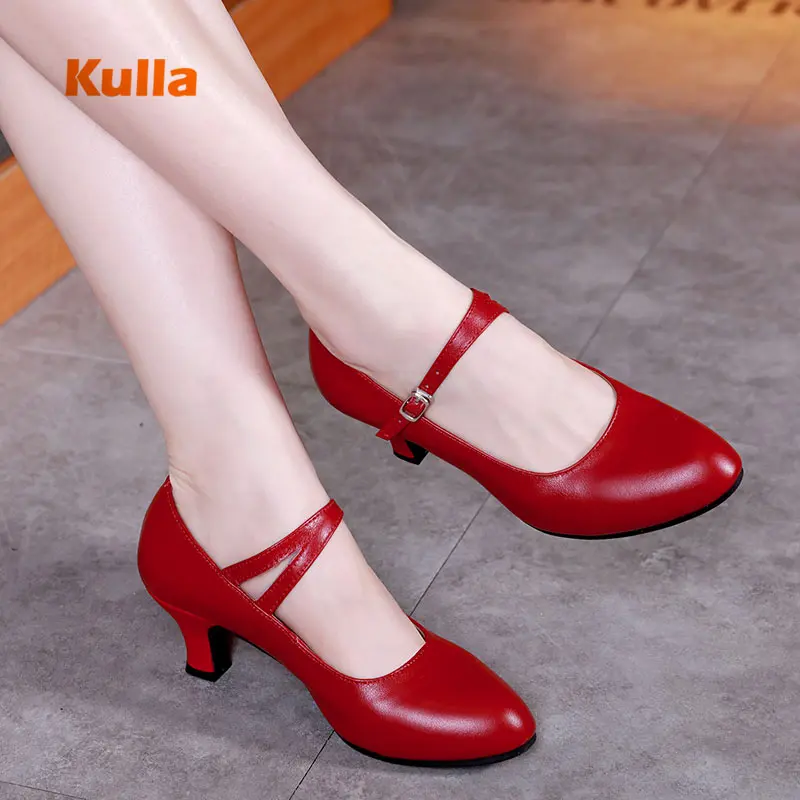 

Brand New Genuine Leather Latin Salsa Dance Shoes Women Ladies Jazz Ballroom Dance Shoes Heels 5.5cm Red Black zapatos de mujer