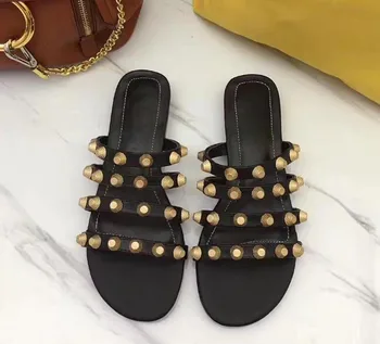 

2018 Summer Fashion Sexy Open Toe Ladies Slip On Slippers Gold Studs Leather Straps Women Flat Sandals Concise Style Dress Shoes