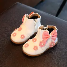 2017 neue mode blumen leder weichem leder wasserdichte jungen und mädchen kinder party schuhe kinder martin stiefel leder sneak