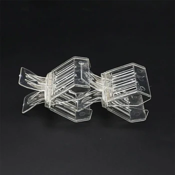 

2pcs bee king clip isolation room insectary box bees tools queen cage colorless plastic cages accessories beeing supplies