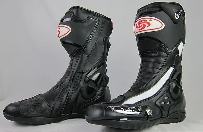 

New 2013 model motorcycle boots Racing Boots,Motocross Boots,Motorbike boots B1002 SIZE:40/41/42/43/44/45
