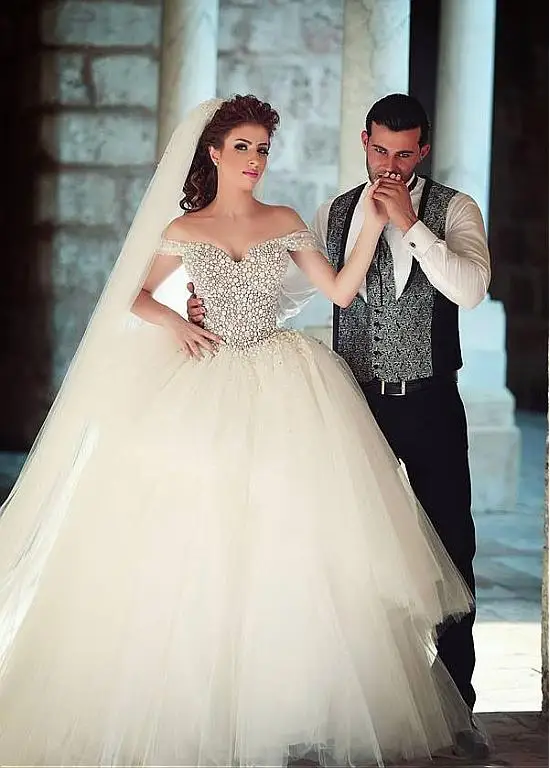 2016 New Sexy Off The Shoulder Pearls Tulle Ball Gown Wedding
