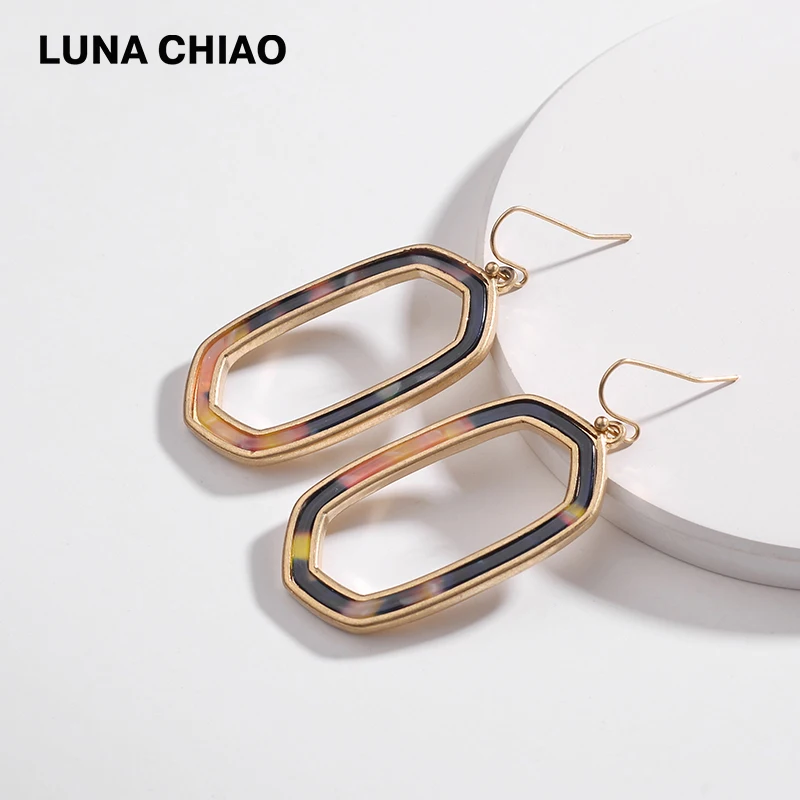 

LUNA CHIAO Trendy Fashion Fall 5 colors Color Tortoise Acrylic Board Geometric Metal Drop Earrings