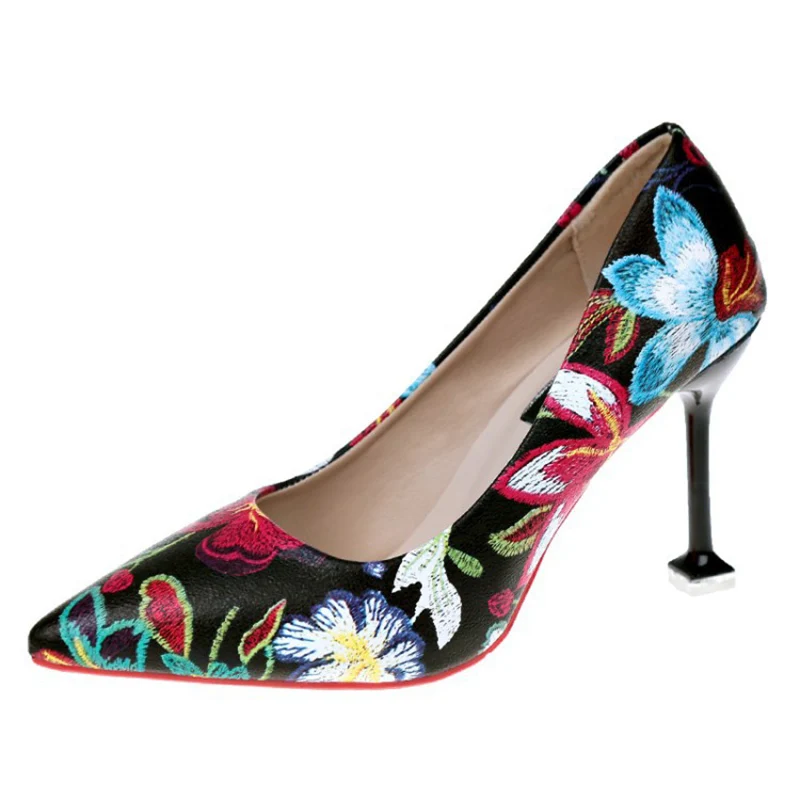 

New Arrival High-heeled Shoes Chinese Style Vintage Flower Decoration Women Single Shoes Fashion Ladies Pumps Shoes For Wedding