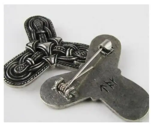 

SanLan 1pcs 9th century Borre-style Viking brooch