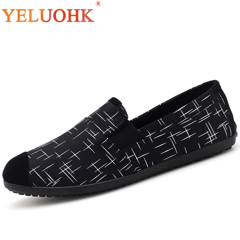 

Canvas Shoes Men Breathable 2018 Spring Men Shoes Slip On Comfortable Casual Shoes Men Black White