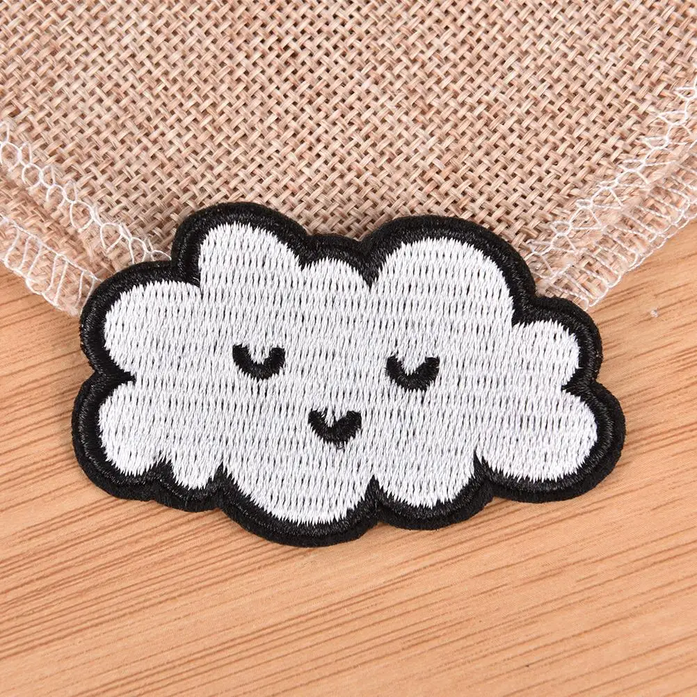 

1PcsCute Patch Fabric Badge Garment Cloud Patches For Clothing Iron On Embroidered Sew Applique DIY Apparel Accessories