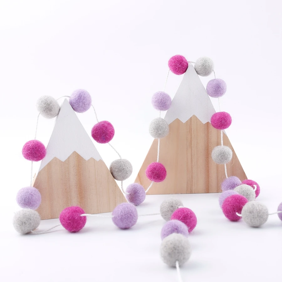 

20pc Nordic Style Handmade baby rattle toys Felt Wool Balls For Kids Room Ornament Wall Hanging Nursery Decor Garland