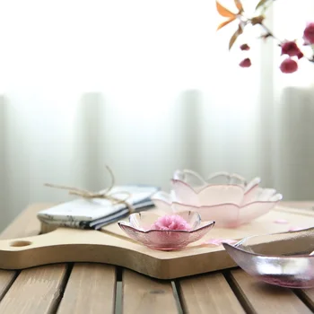 

Creative Cherry Blossom Bowl Sakura Dish Japanese Style Pink Transparent Matte Glass Tableware Seasoning Sauce Dish Cutlery Set